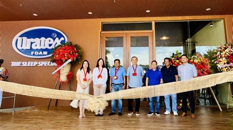 URATEX MINGLANILLA SHOWROOM IS NOW .